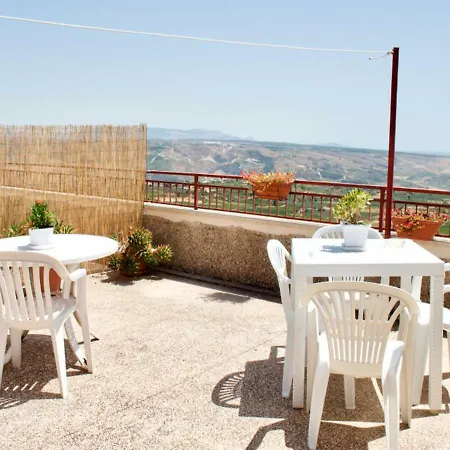 Apartman Splendido A Pochi Km Dal Mare Partanna